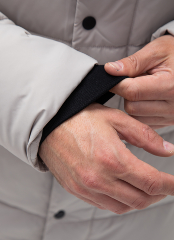 Мужской пуховик с капюшоном 