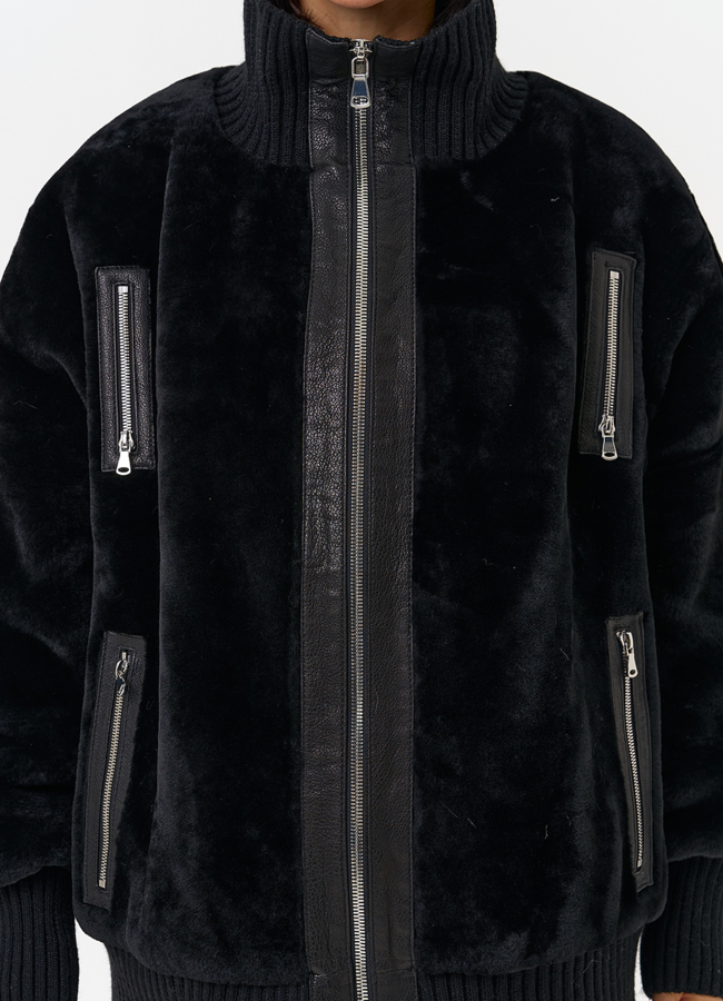 Женский бомбер из овчины черного цвета модель № 31613 универмаг малина