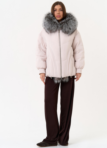 Женский пуховик с отделкой из меха чернобурки