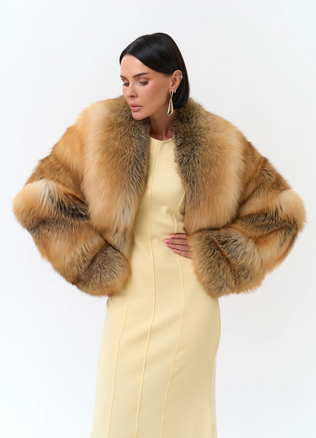 Укороченная шуба из меха рыжей лисы модель № 33763 универмаг малина