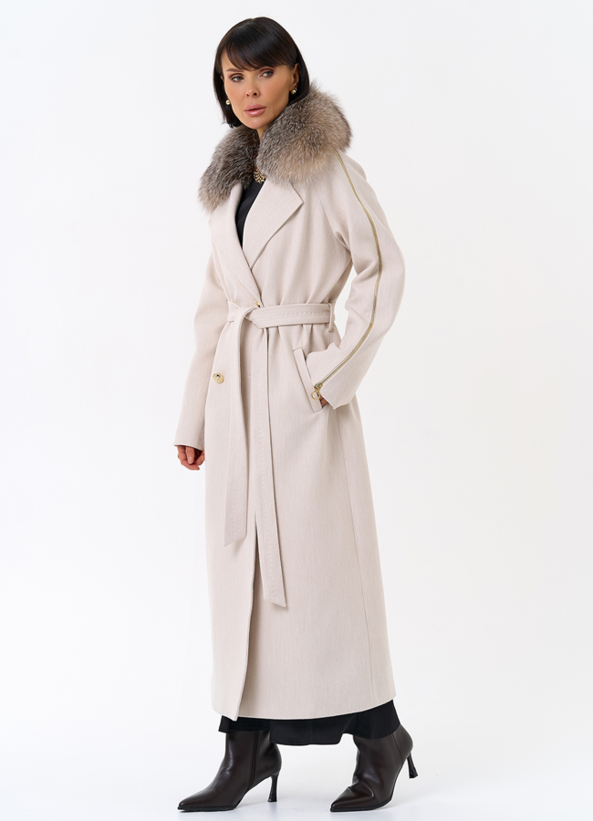 Утепленное женское пальто с английским воротником из меха лисы модель № 31933 в рассрочку