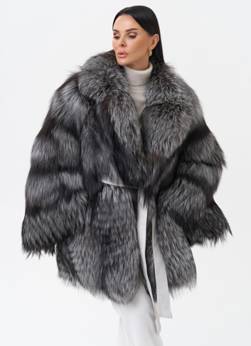 Шуба из чернобурой лисы