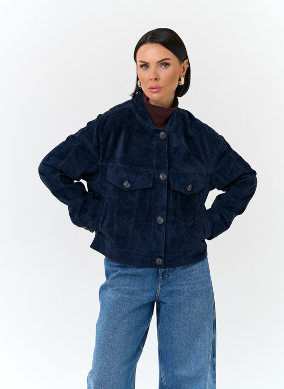 Женская куртка из натуральной замши синего цвета