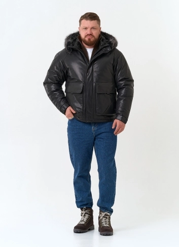 Мужской пуховик из натуральной кожи с мехом енота на капюшоне фото