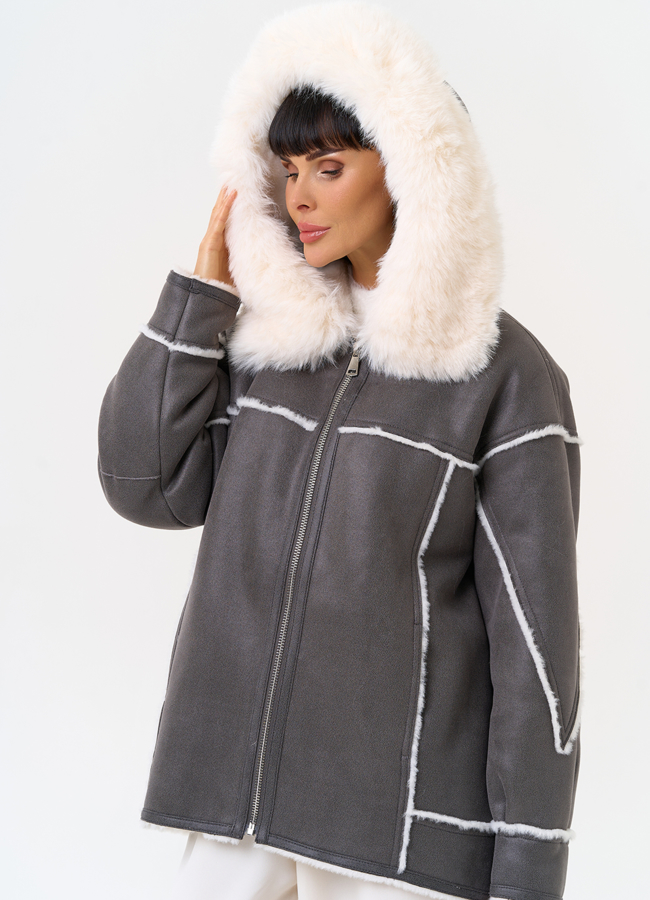 фото Женская дубленка из эко замши с капюшоном из эко меха модель № 31505