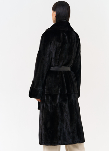 Женская шуба из меха норки blackglama с поясом