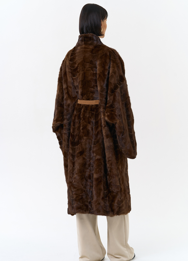 Шуба из меха норки с поясом модель № 31184 в рассрочку