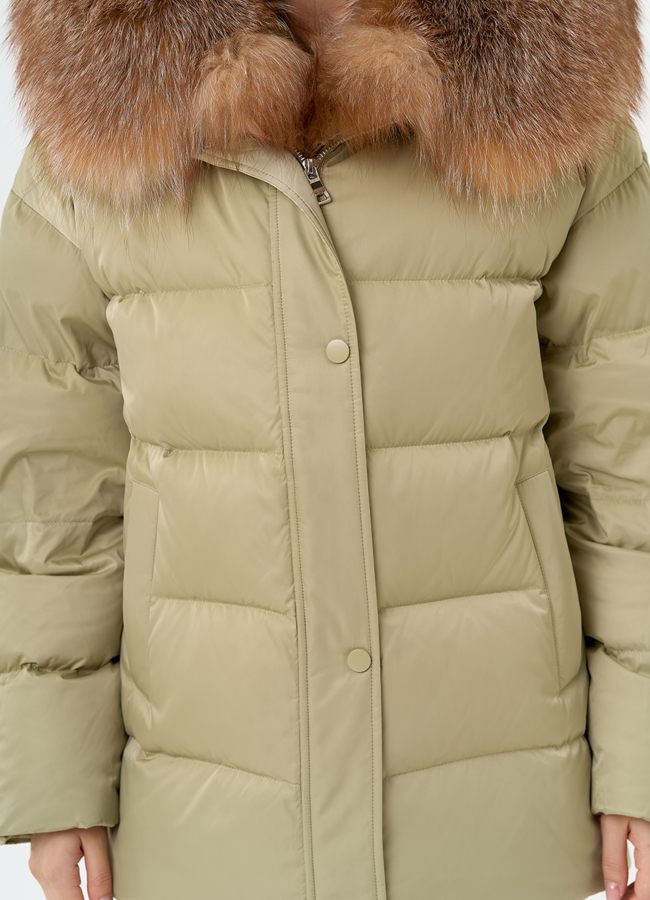 Женский пуховик с отделкой из меха рыжей лисы модель № 31439 универмаг малина
