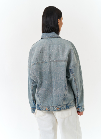 Женская джинсовая куртка со стразами