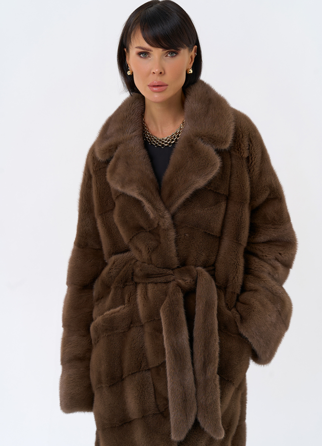 Длинная шуба с английским воротником модель № 31862 в кредит