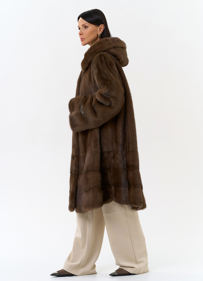 Шуба из меха норки с капюшоном модель № 29094 универмаг малина